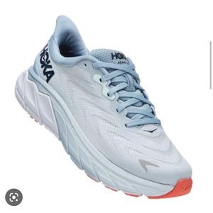 HOKA Arahi 6 Running Shoes